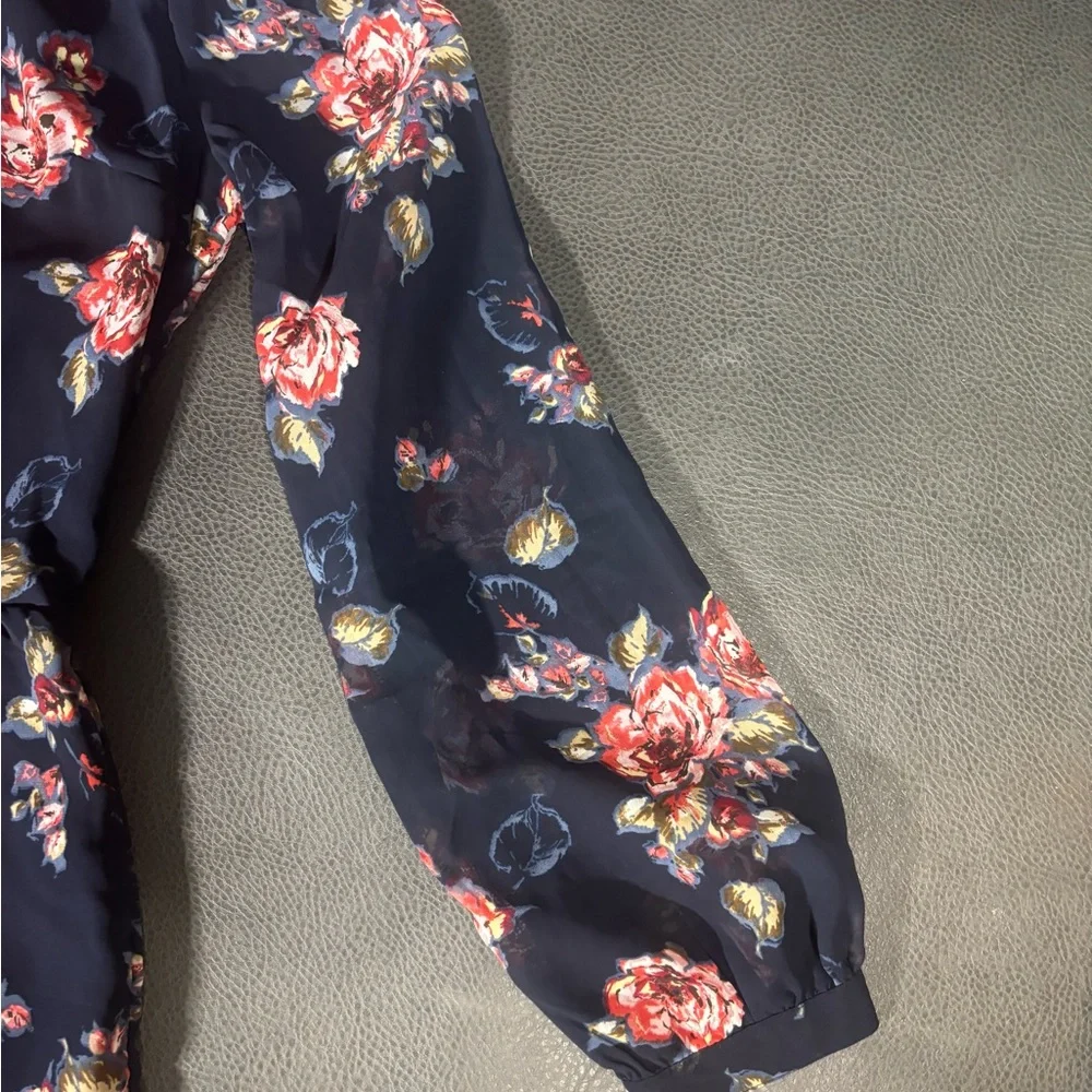 Abercrombie & Fitch Women’s Floral Long‑Sleeve Romper – Size 2 – Navy